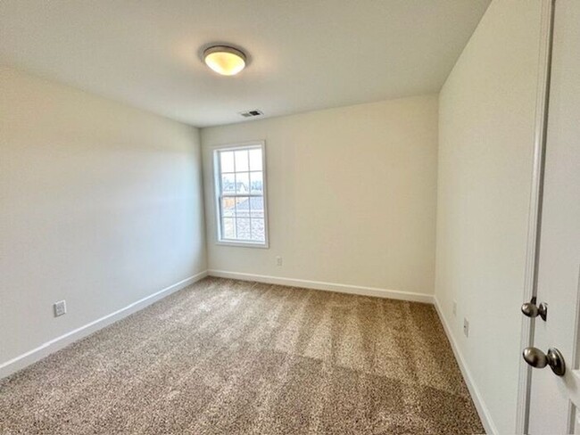 Building Photo - Now Leasing a Brand New 4 Bedroom 2.5 Bath...