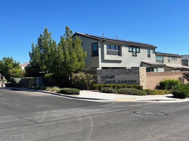 Building Photo - 8330 Carabiner Ct