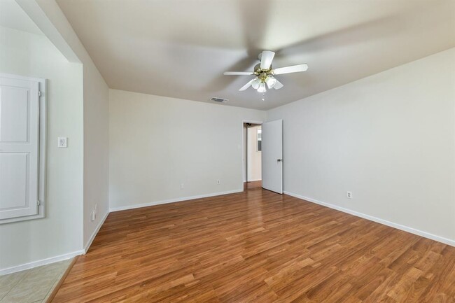 Building Photo - 9600 Gambels Quail Dr
