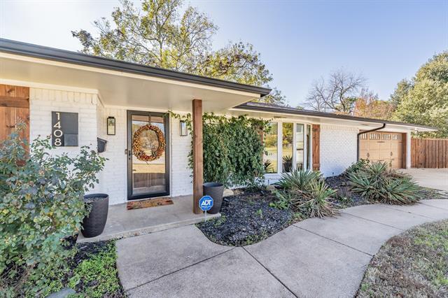 Primary Photo - 1408 Comanche Ct