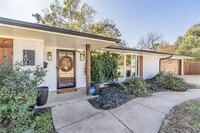 Building Photo - 1408 Comanche Ct