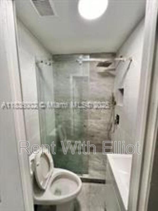 Building Photo - 2165 SW 47th St