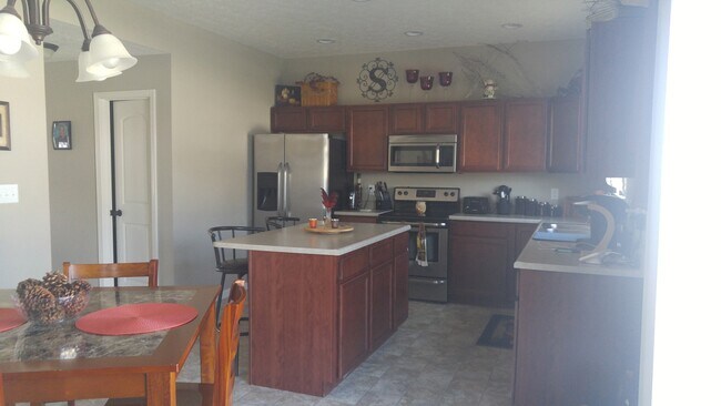 Building Photo - 2891 Biscayne Court