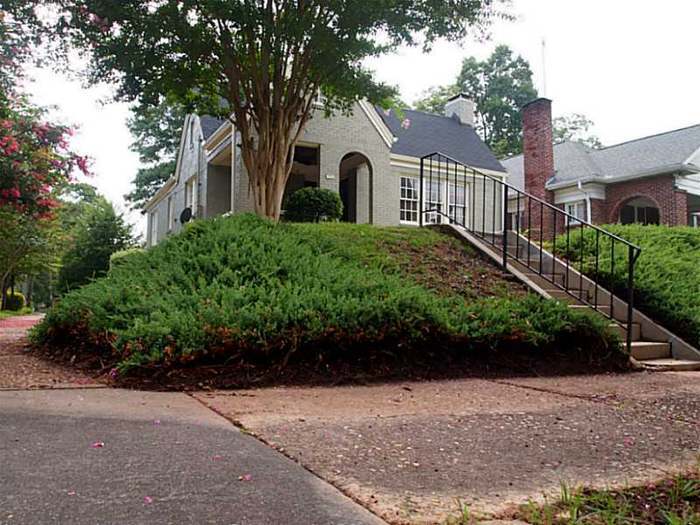 Building Photo - 1733 Melrose Dr SW