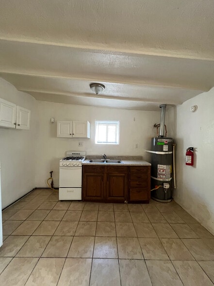 Building Photo - 1203 Barelas St SW