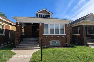 Building Photo - 8725 S Bishop St