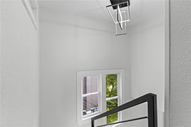 Building Photo - 26 Rowley St