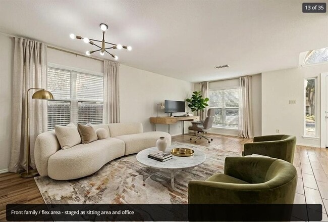 Building Photo - 2003 Dayflower Trce