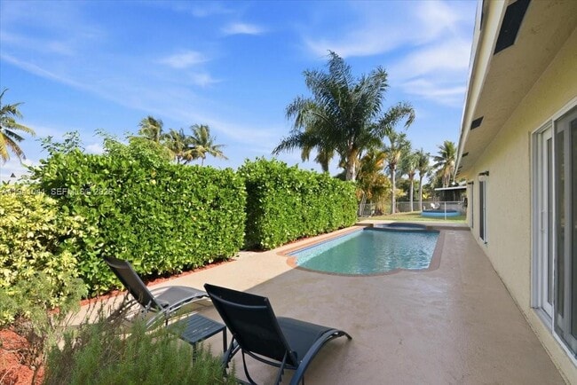 Building Photo - 9349 NW 47th St