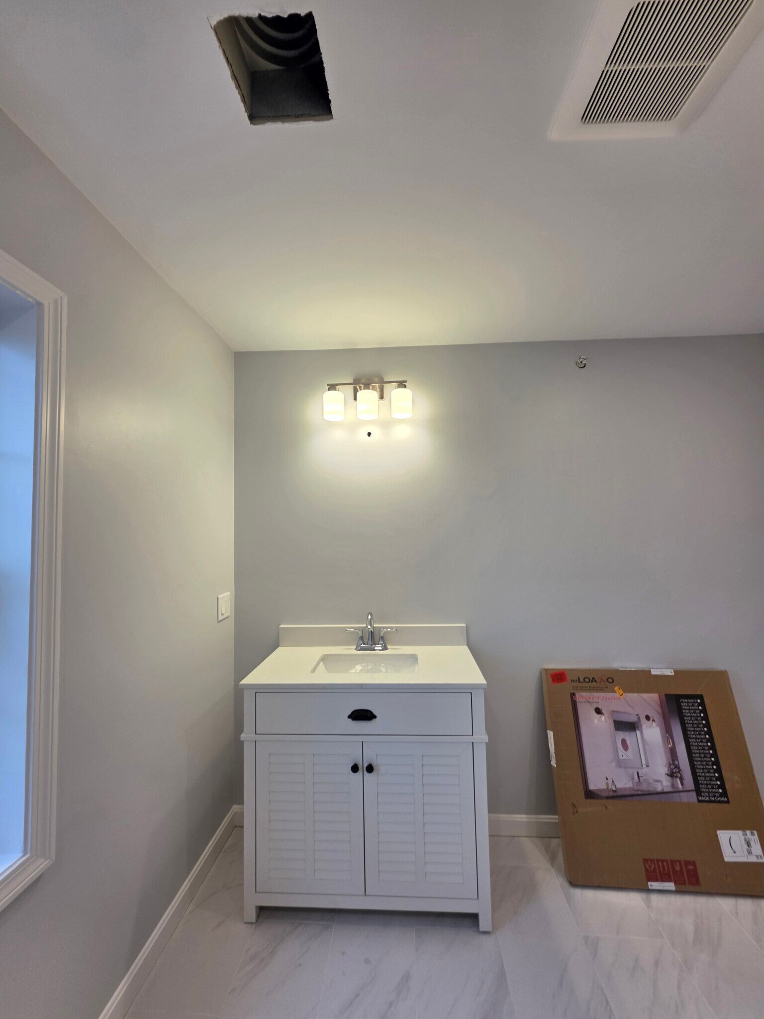 Building Photo - 34 Raymond St