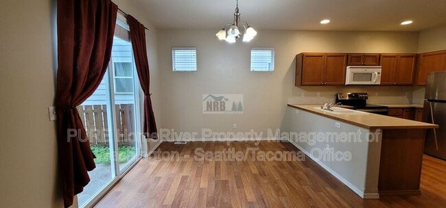 Building Photo - 9606 191st St Ct E