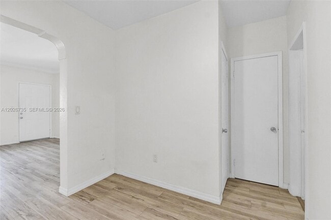 Building Photo - 1135 Euclid Ave