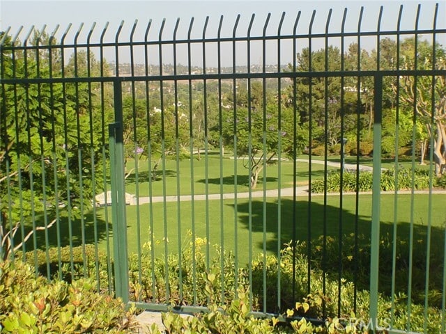 Building Photo - 10 Spicewood