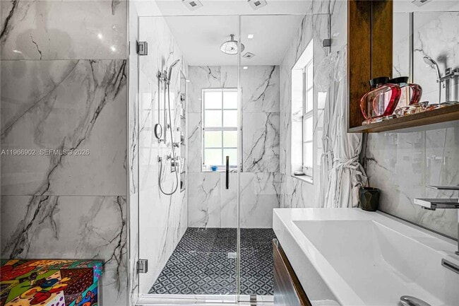 Building Photo - 11304 NW 66th St