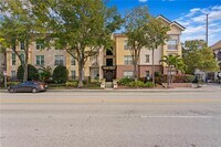Building Photo - 410 S Armenia Ave