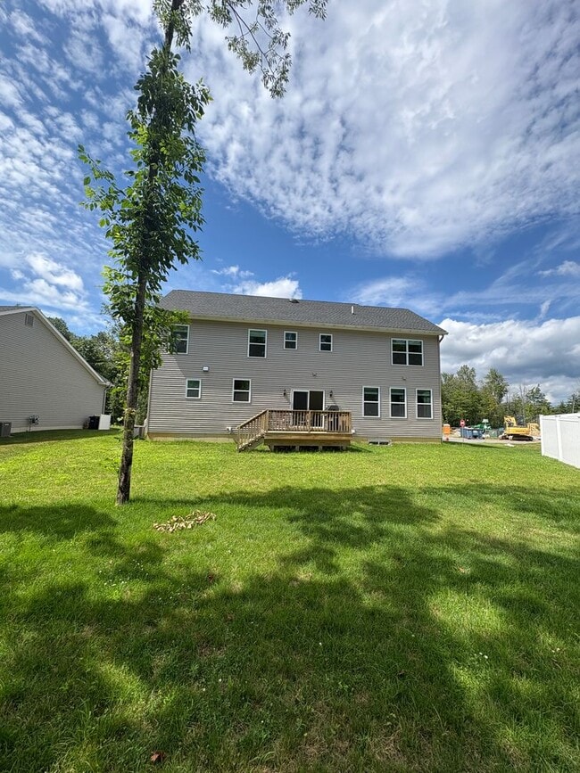 Building Photo - Charming 4 bedroom 3 bath in Ballston Lake #