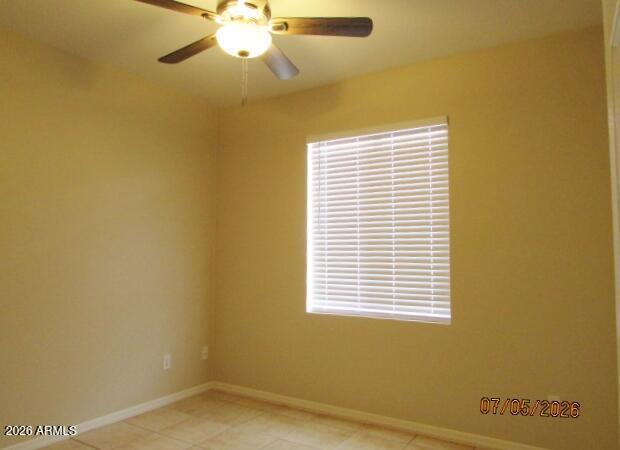 Building Photo - 6135 W Navajo Dr