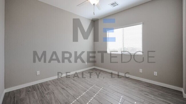Building Photo - 3Bed/2Bath Home In Scottsdale! JOIN THE WA...