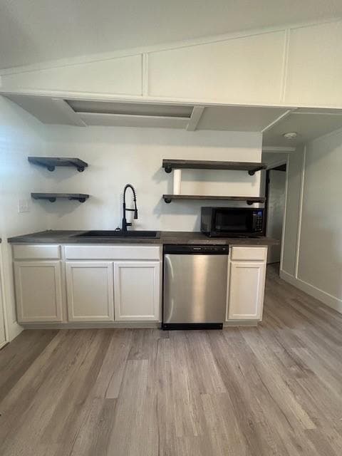 Building Photo - 6 Oxford Ln