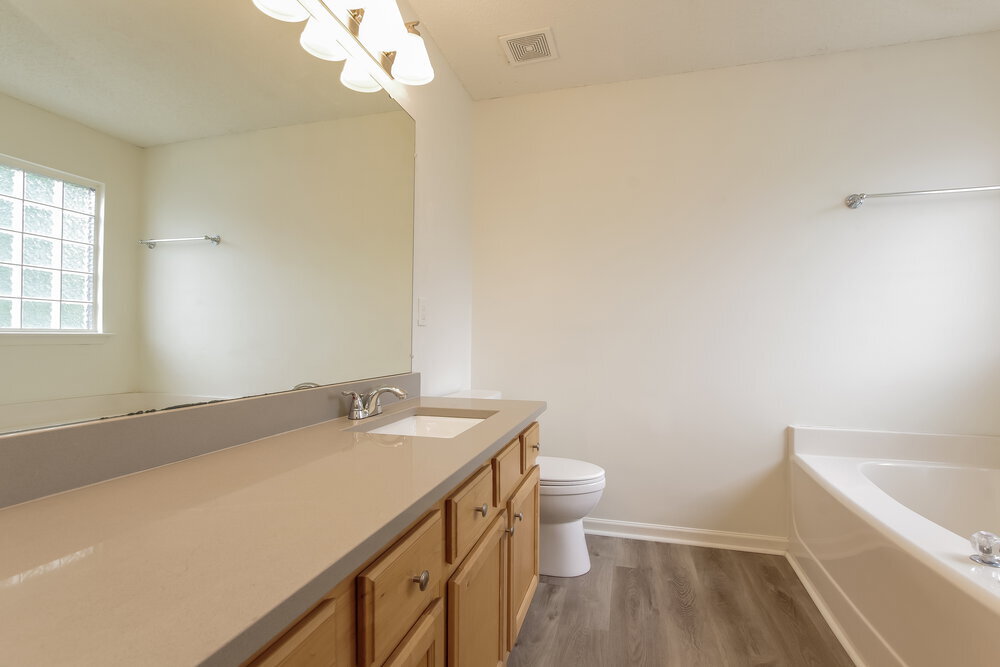 Building Photo - 4116 Everest Dr