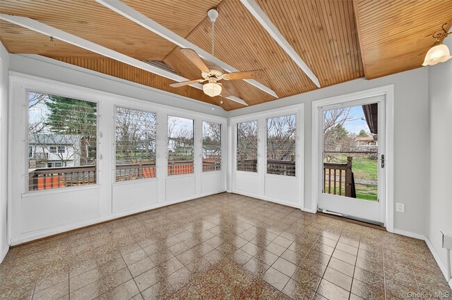 Building Photo - 8 Badami Dr