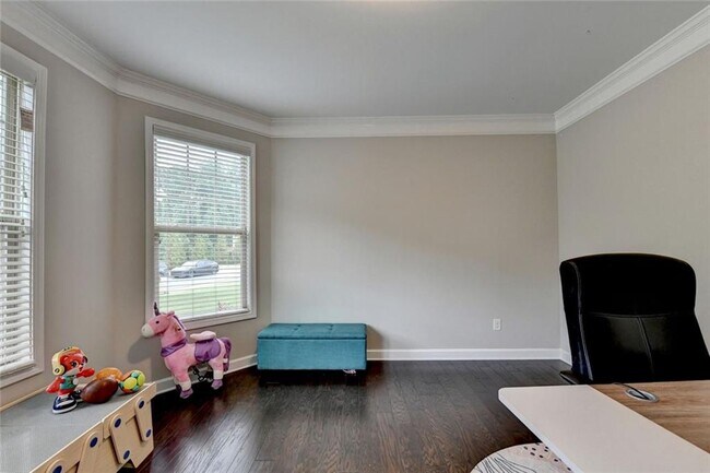 Building Photo - 6035 Ashborough Park