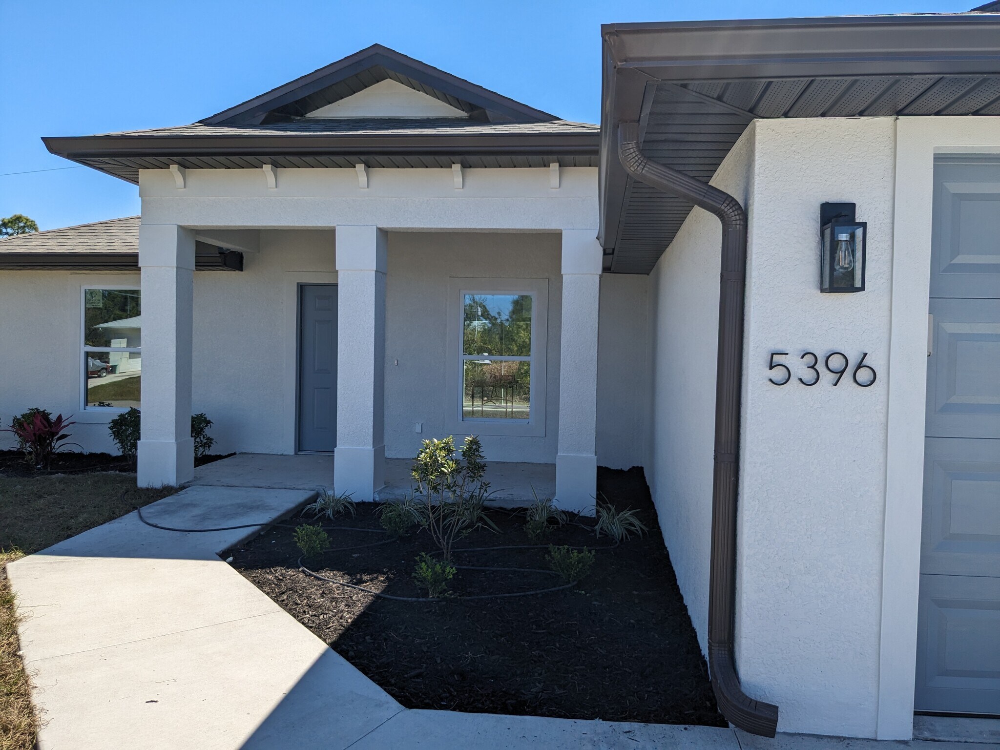 Building Photo - 5396 Gulfport Ter