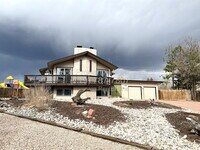 Building Photo - 2168 Wildwood Dr