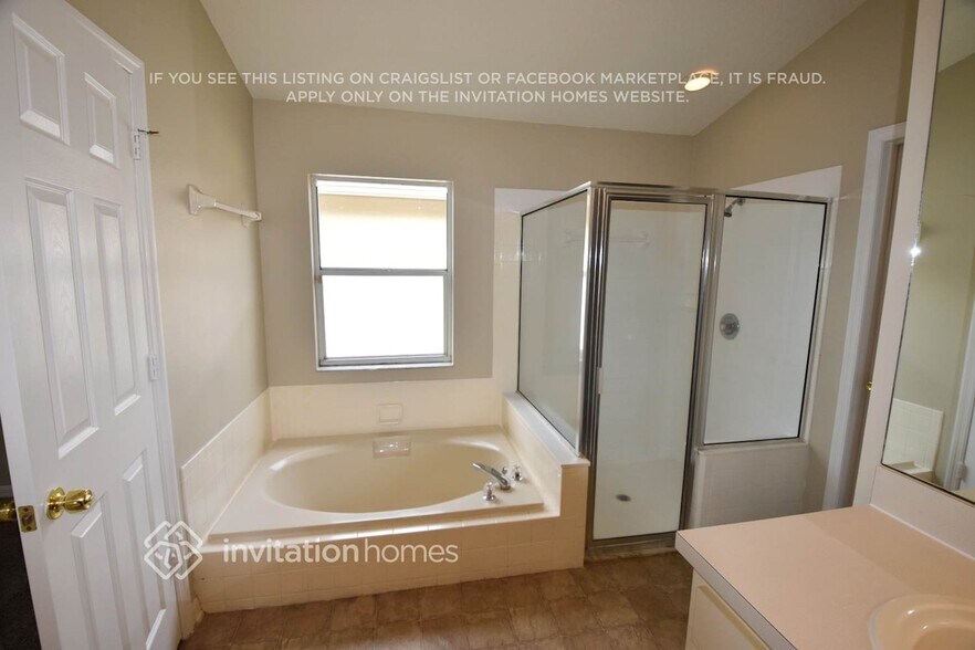 Building Photo - 2025 Bell Ranch St