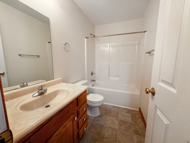 Building Photo - 253-257 Main Street