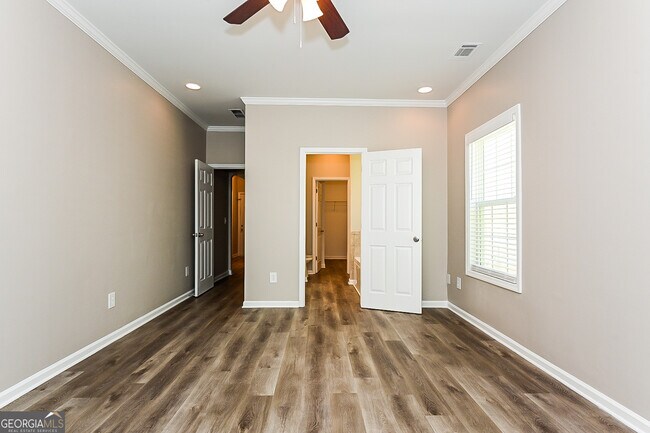 Building Photo - 514 Anglewood Trace