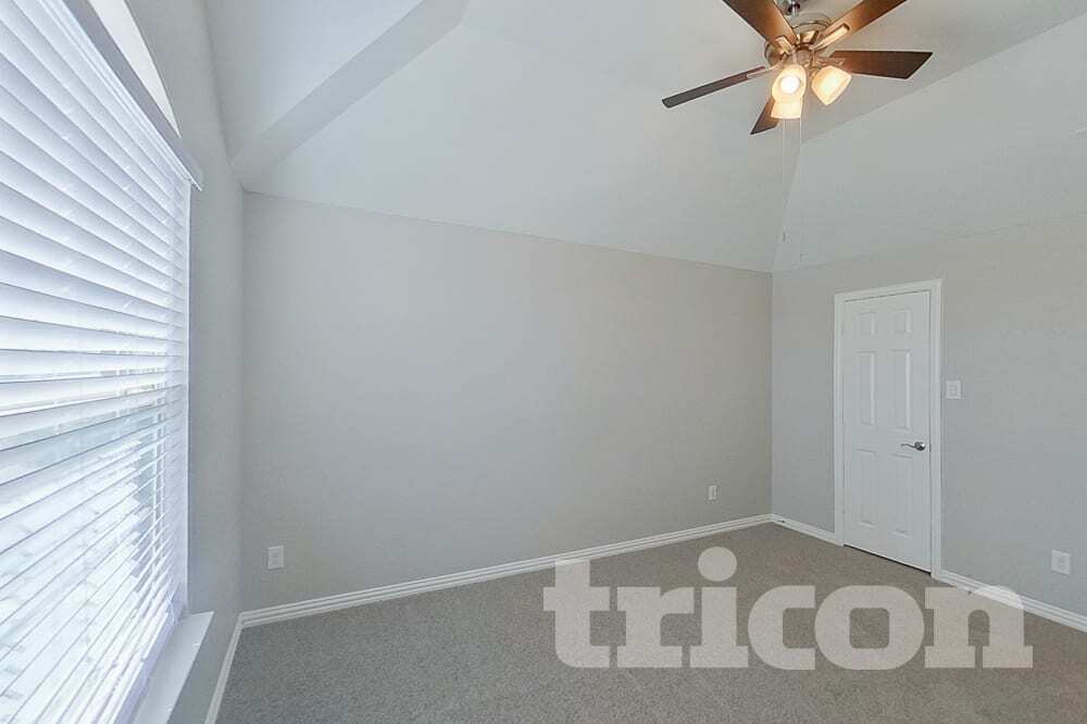 Building Photo - 131 Lake Trail Dr