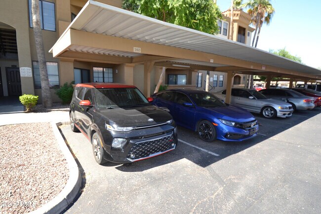 Building Photo - 5302 E Van Buren St