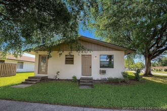 Building Photo - 3539 Melaleuca Ln