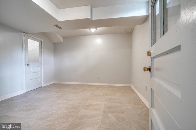 Building Photo - 1207 St Andrews Way