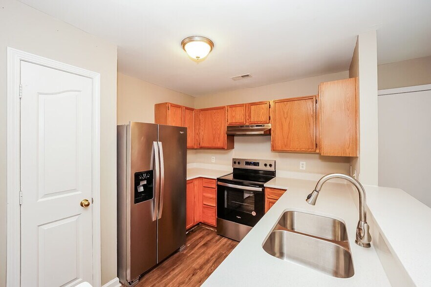 Building Photo - 11352 Red Finch Ln