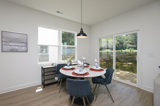 Building Photo - Brand new Duet Style Townhome in Charlotte!