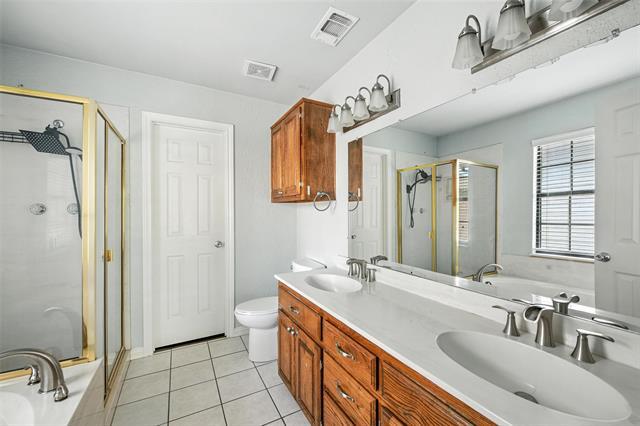 Building Photo - 300 St Emelion Ct