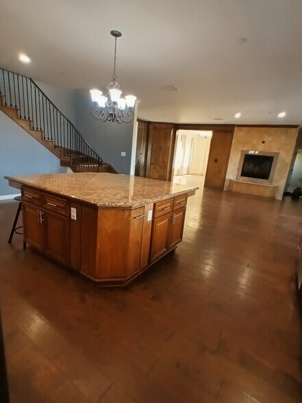 Building Photo - 1572 Silverwood Dr