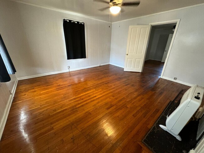 Building Photo - 2 Bedrooms, 1 Bathroom - Home in North Rome! **Move-In Special**