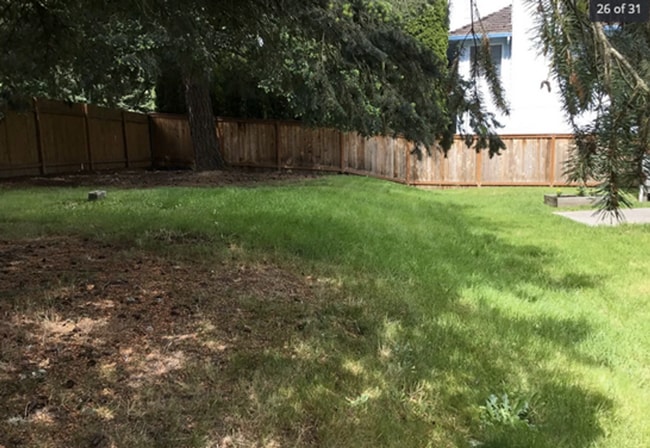 Building Photo - $500 OFF First 2 Months – Spacious 4BR/3BA Home with Fenced Yard & 2-Car Garage in Tigard!