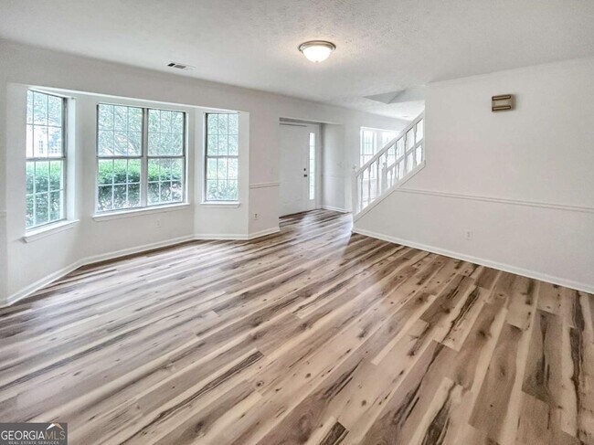 Building Photo - 2945 Georgian Manor Dr