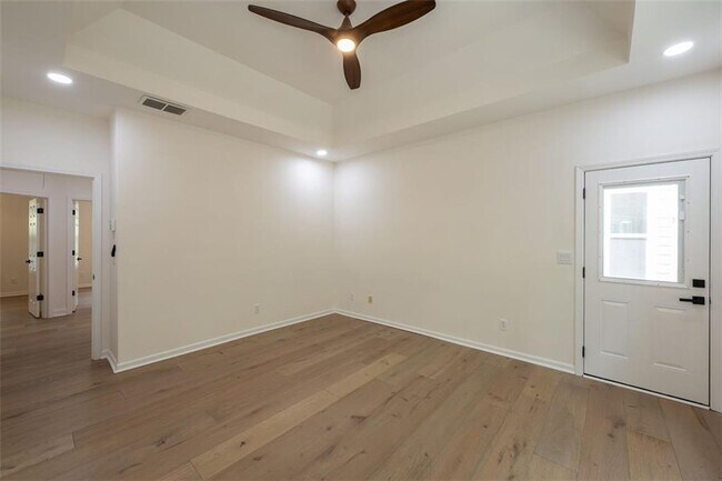 Building Photo - 1784 Brittany Chase NW