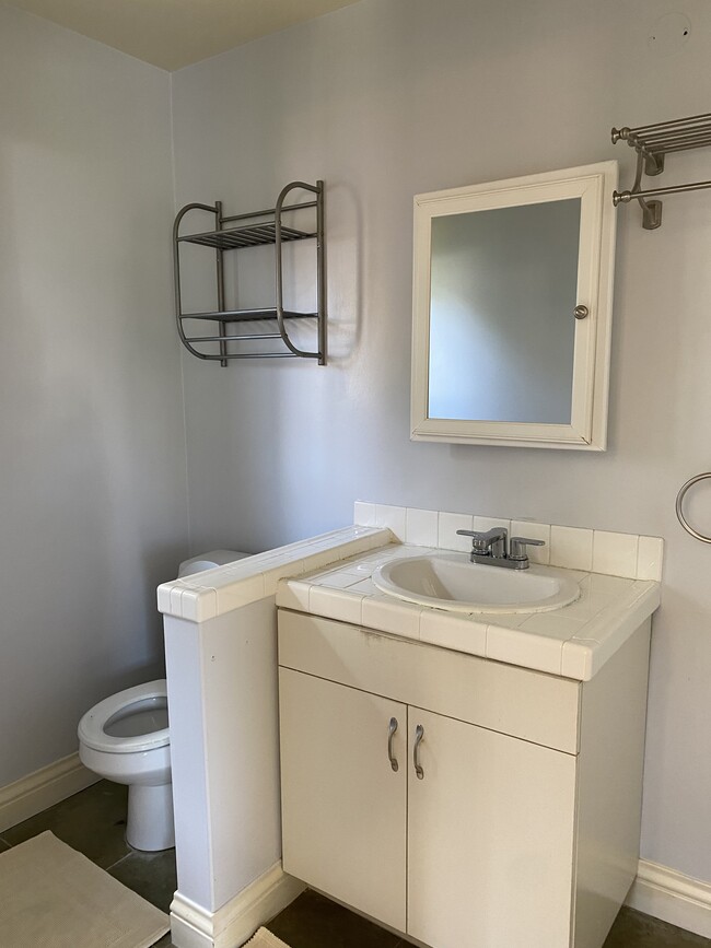 Bathroom - 12254 Darlington Ave