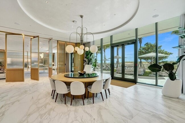 Building Photo - 900 N Ocean Blvd