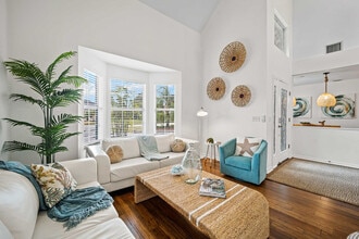 Building Photo - 129 Cimmaron Dr