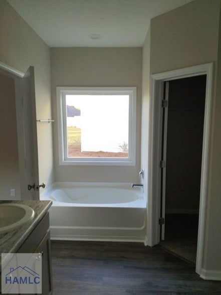 Building Photo - 222 Courage Wy