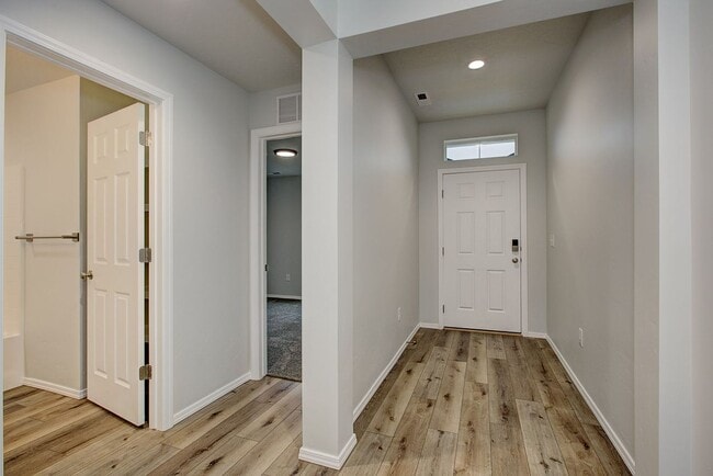 Building Photo - The 3 bedroom, 2 bedroom home also has a f...