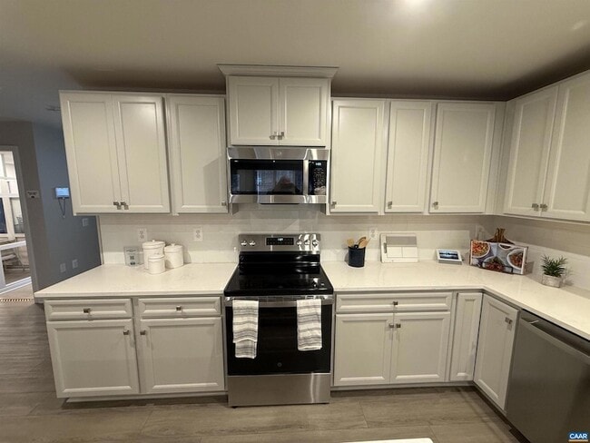 Building Photo - 5175 Lazy Branch Ln