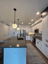 Building Photo - 2001 Embassy Dr